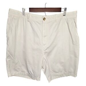 St. John's Bay White Chino Shorts Cotton Casual Summer Mens Size 40 Flaw